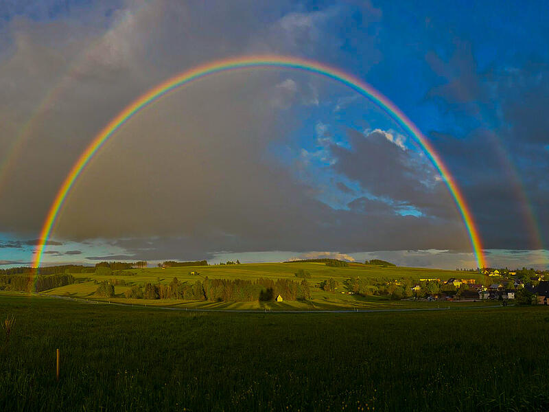 Leserbilder: Wenn der Himmel &uuml;ber Kronach bunt wirdLeserbilder: Wenn der Himmel &uuml;ber Kronach bunt wird