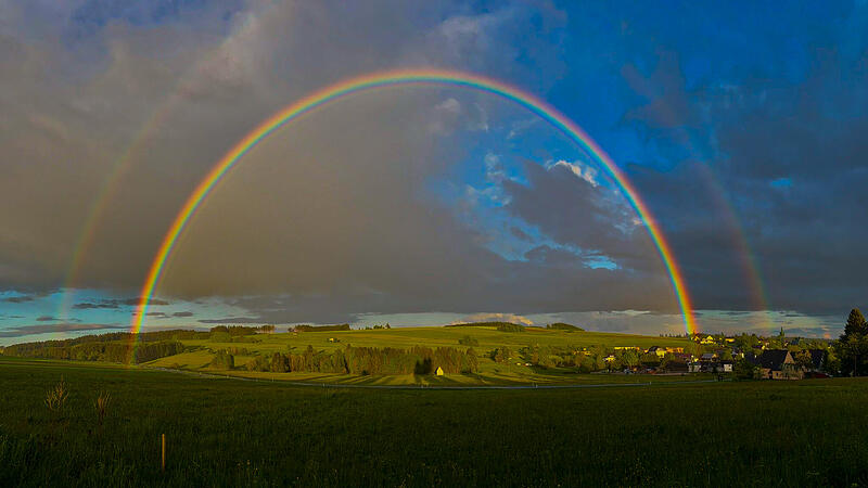 Leserbilder: Wenn der Himmel &uuml;ber Kronach bunt wirdLeserbilder: Wenn der Himmel &uuml;ber Kronach bunt wird