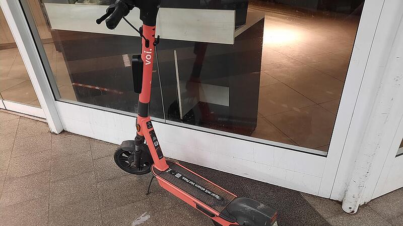 Diebisches Schüler-Duo: E-Scooter-Diebe in Forchheim gefasst E-Roller Symbol