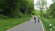 Einen Radweg durch das Weißmaintal wünschen sich viele Ködnitzer. Dass das Angebot sicher von vielen angenommen würde, zeigt die Resonanz auf den autofreien Sonntag, bei dem das Tal von Kauerndorf bis Trebgast für den motorisierten Verkehr gesperr...