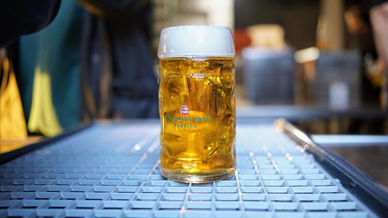 Die Bockbiersaison im Herbst ist in Franken so etwas wie die f&uuml;nfte Jahreszeit. Das Starkbier gibt es dunkel, hell und als Rauchbier.