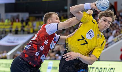 Auf Marks Lilienfelds (rechts) konnte sich der Trainer des HSC 2000 Coburg im Spiel gegen die HSG Nordhorn-Lingen verlassen.