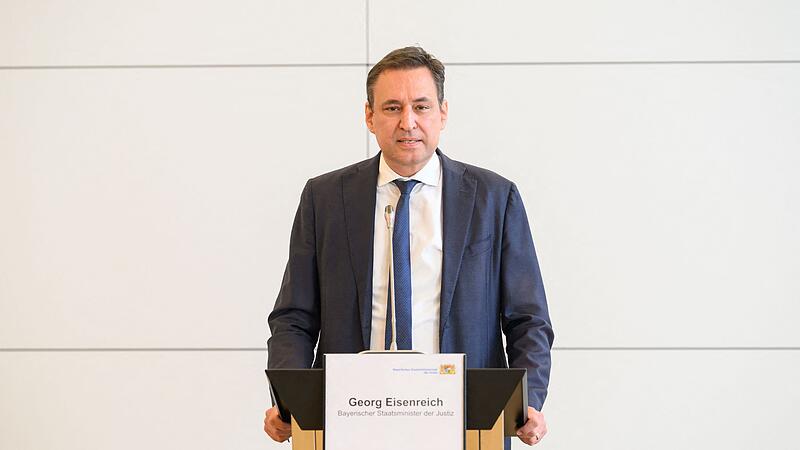 Bayerns Justizminister Georg Eisenreich (CSU) tritt zur&uuml;ck