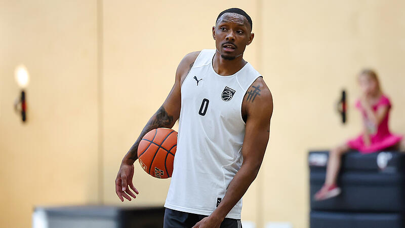 Bambergs neuer Aufbauspieler Kyle Lofton am ersten Trainingstag in Strullendorf.