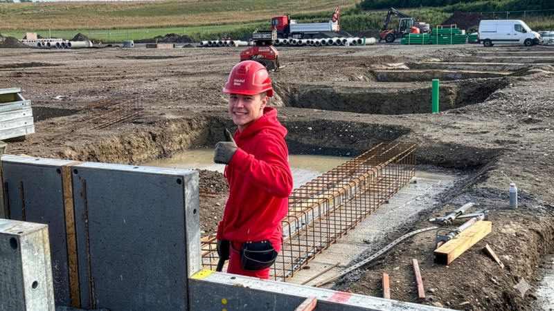 Marc Leuth&auml;u&szlig;er Bayernbester Azubi bei der Werk