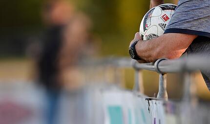 Bei manchen vereinen der Region ruht der Ball fast elf Wochen, woanders gerade einmal drei. Fr&auml;nkische Vereine haben zwischen Pflichtspielen in alter und neuer Saison unterschiedliche Pausenzeiten.
