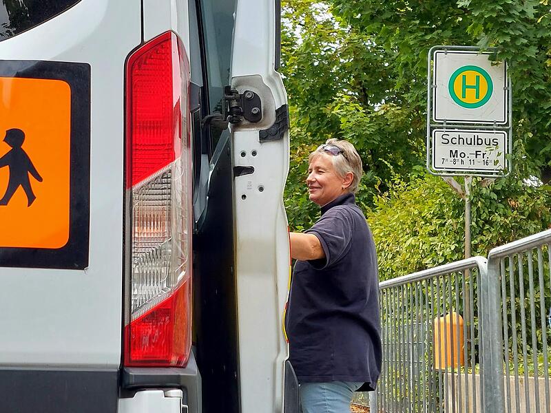 Zu den Fahrerinnen und Fahrern (wie hier Sabine Volk) haben die Kinder enge Verhältnisse aufgebaut. Das erschwert einen Wechsel.Forchheim & Fränkische Schweiz Zu den Fahrerinnen und Fahrern (wie hier Sabine Volk) haben die Kinder enge Verhältnisse aufgebaut. Das erschwert einen Wechsel.Forchheim & Fränkische Schweiz