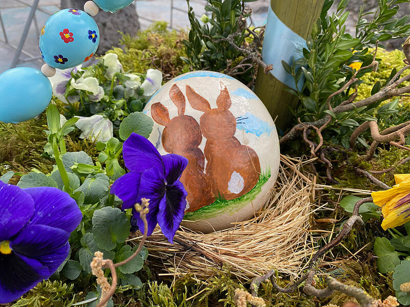 Der gr&ouml;&szlig;te Osterbrunnen der Welt steht in Bieberbach bei Egloffstein in der Fr&auml;nkischen Schweiz.