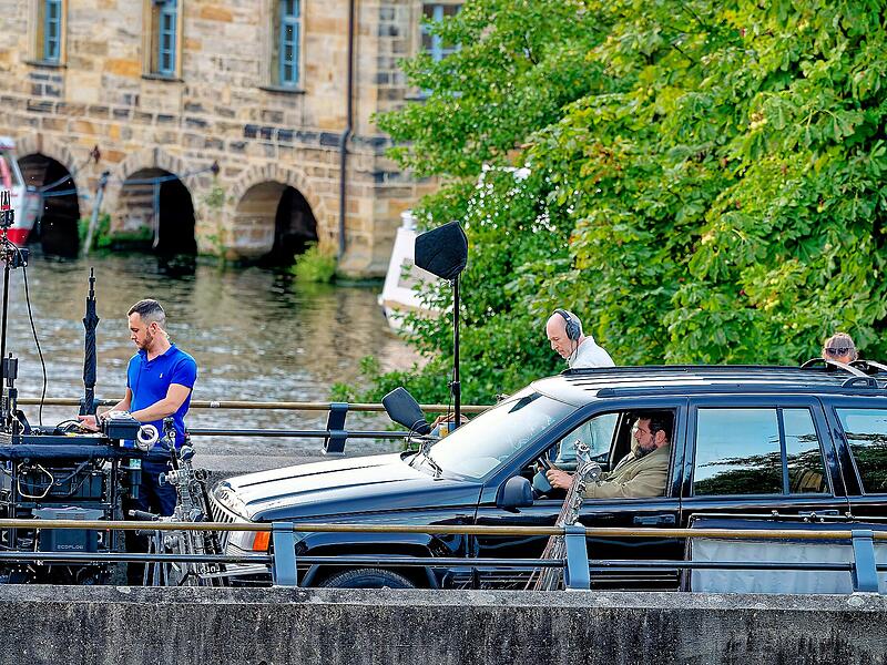Behringer Für die Serie „Behringer und die Toten – ein Bamberg-Krimi“ wurde in Bamberg auf der Unteren Brücke gedreht.