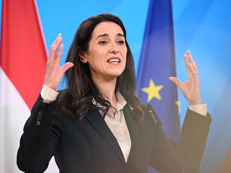 Anita Orbán Außenministerin von Ungarn Anita Orbán Außenministerin von Ungarn