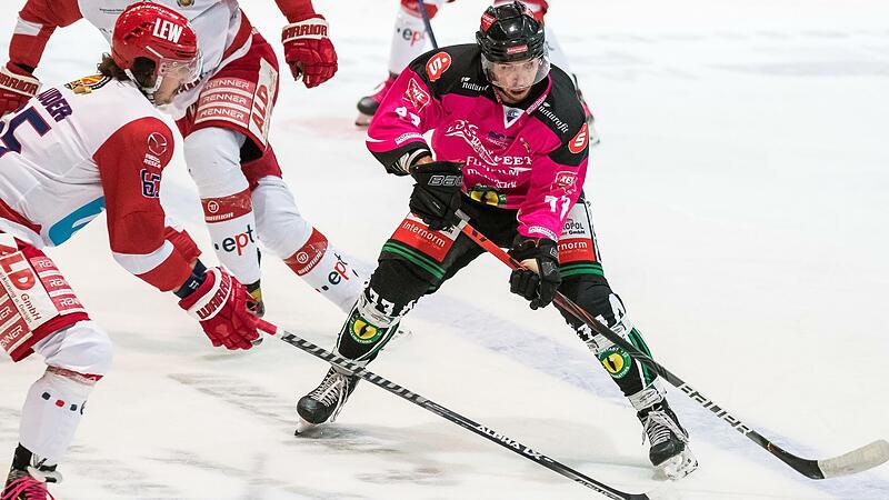Pinke Trikots f&uuml;r den guten Zweck: Michail Guft-Sokolov (rechts) und die Alligators zogen am Brustkrebs-Mottotag gegen Peiting um Florian Stauder den K&uuml;rzeren.