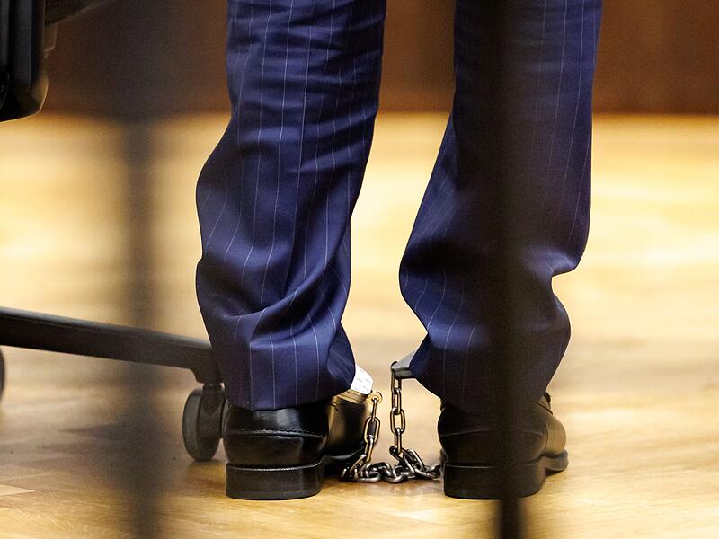 Mordprozess wegen t&ouml;dlicher Sch&uuml;sse bei Hochzeitsfeier