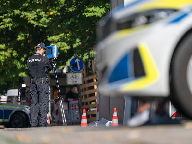 Brands&auml;tze auf M&uuml;nchner Baustelle geworfen
