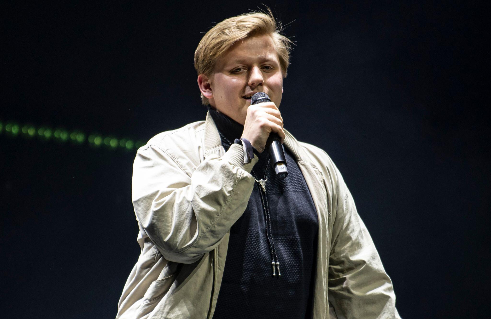 Vom zum Romanautor «Mindset» von El Hotzo