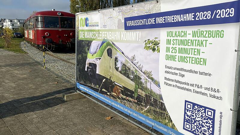 Noch fährt der historische Schienenbus nach Seligenstad. Ab Ende 2028 sollen auf der dann reaktivierten Bahnstrecke moderne Züge im Stundentakt von Volkach nach Würzburg verkehren. Noch fährt der historische Schienenbus nach Seligenstad. Ab Ende 2028 sollen auf der dann reaktivierten Bahnstrecke moderne Züge im Stundentakt von Volkach nach Würzburg verkehren.