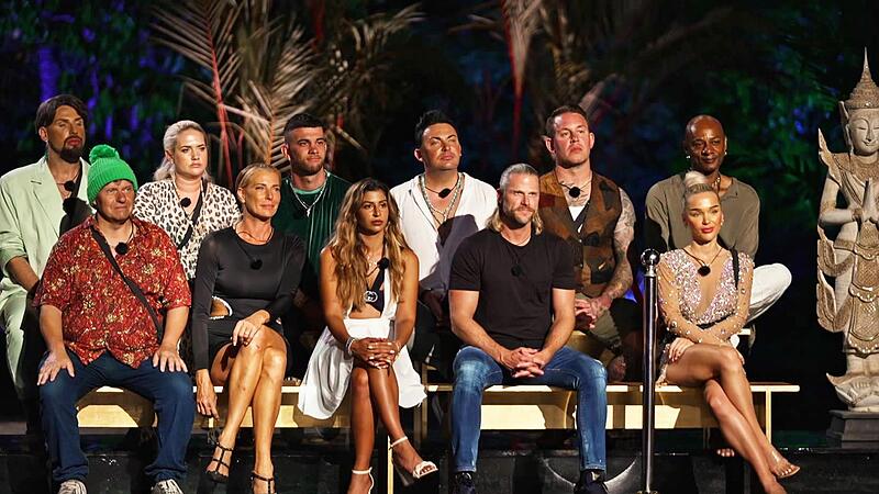 Da schaute der Hammelburger Matthias Mangiapane verwundert, als Sarah Knappik nach ihrer Rauswahl doch wieder bei den &bdquo;Kampf der Realitystars&ldquo;-Teilnehmerinnen und -Teilnehmern in der Folgesendung auftauchte.