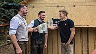 Sie stoßen auf ihre Keller-Karriere an: Matthias Ruschig, Felix Schlickau und Steffen Ostermeyer (von links)Forchheim & Fränkische Schweiz