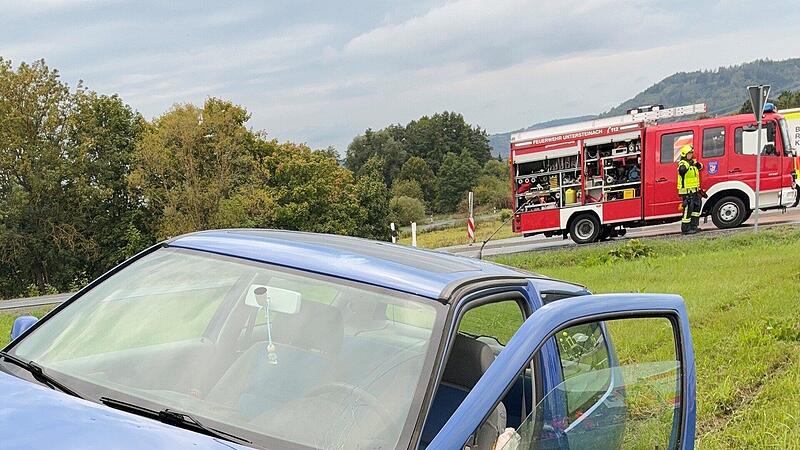Unfall im Kreis Kulmbach: Autofahrerin übersieht Gegenverkehr – zwei Verletzte Unfall im Kreis Kulmbach: Autofahrerin übersieht Gegenverkehr – zwei Verletzte