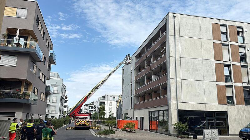 SEK-Einsatz an Universitätsgelände in Bamberg: Mann zückt Messer und verschanzt sich in Wohnung SEK-Einsatz an Universitätsgelände in Bamberg: Mann zückt Messer und verschanzt sich in Wohnung