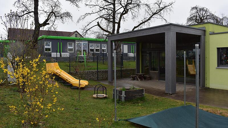 Die aktuelle Kita in Gräfenberg hat bereits einen Anbau, ist aber zu klein geworden. Und Platz für einen Neubau gibt es auf dem Gelände nicht.Forchheim & Fränkische Schweiz