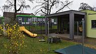 Die aktuelle Kita in Gräfenberg hat bereits einen Anbau, ist aber zu klein geworden. Und Platz für einen Neubau gibt es auf dem Gelände nicht.Forchheim & Fränkische Schweiz