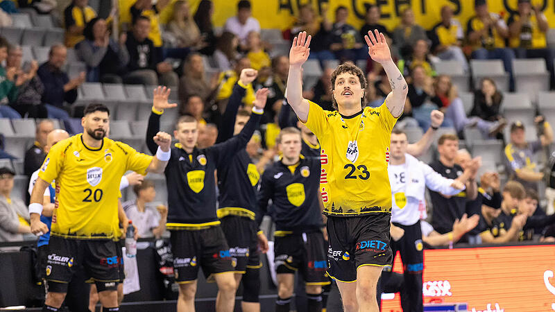 HSC 2000 Coburg - Bergischer HC Jannes Krone hat sich zum absoluten Leistungsträger beim HSC 2000 Coburg entwickelt. Der Rechtsaußen bleibt bis mindestens 2028.