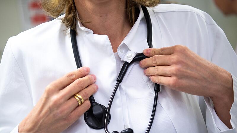 Ärztin im Krankenhaus Ärztin im Krankenhaus