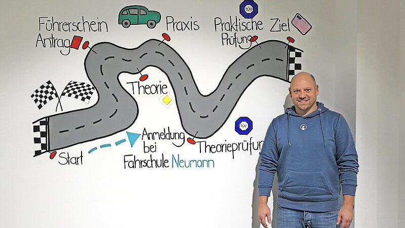 Marco Neumann hat seine neue Fahrschule in der Zeiler Stra&szlig;e 3 in Ha&szlig;furt er&ouml;ffnet.
