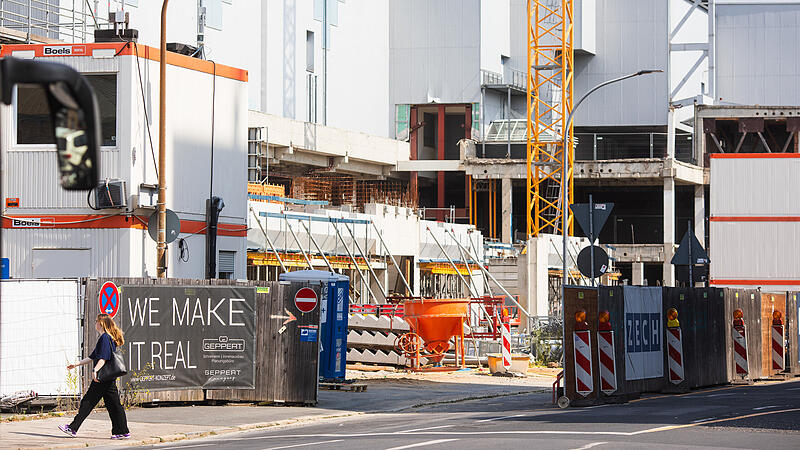 Atrium Bamberg Auf dem Atrium-Areal am Bahnhof soll bis 2028 aus dem krisengeplagten Einkaufszentrum ein hochmoderner Komplex mit vielfältiger Nutzung entstehen.