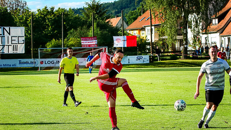 Der FC Neuenmarkt steigt in die Bezirksliga Ost auf