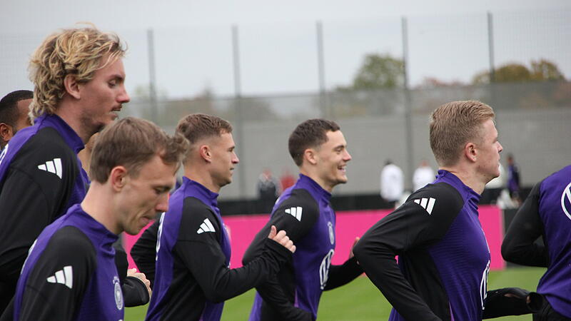 Die Deutsche Fußballnationalmannschaft hat am Sonntagvormittag zum letzten Mal für 2025 in Herzogenaurach trainiert.