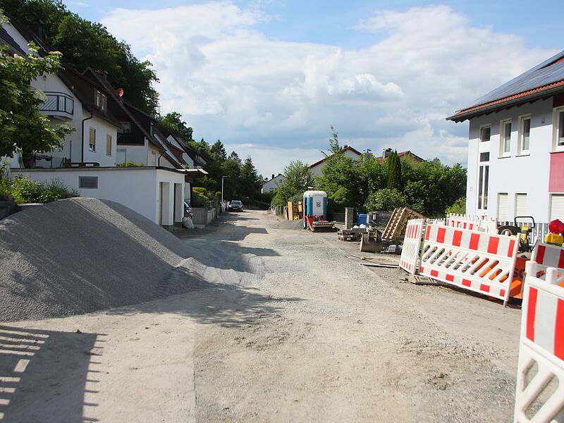 Die Baustelle am J&auml;gergarten in Ma&szlig;bach ist nun in Bauphase zwei.
