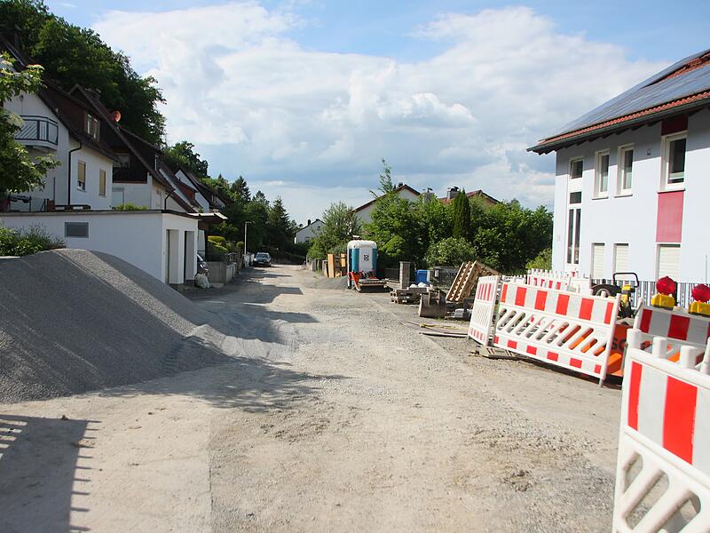 Die Baustelle am J&auml;gergarten in Ma&szlig;bach ist nun in Bauphase zwei.