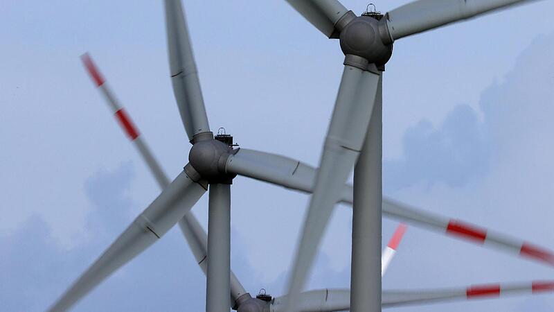 Drehen sich im Windpark Ebneth-Reuth-K&uuml;ps schon bald die Rotorbl&auml;tter der Windkrafanlagen?