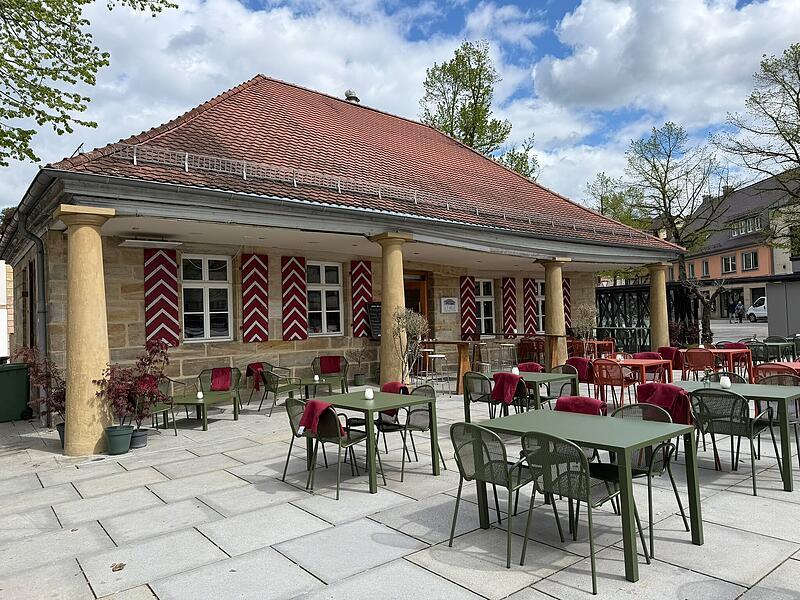 Seit September 2025 ist die Alte Wache in Forchheim wieder er&ouml;ffnet. Noch in diesem Jahr soll der beliebte Wintergarten wieder aufgebaut werden.