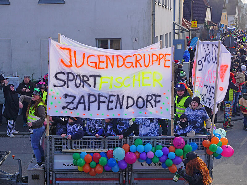 Faschingsumzug Zapfendorf 2026Faschingsumzug 2026 in Zapfendorf Faschingsumzug Zapfendorf 2026Faschingsumzug 2026 in Zapfendorf