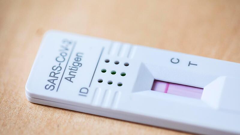Im Landkreis Ha&szlig;berge gibt es etliche Corona-Schnelltestm&ouml;glichkeiten.