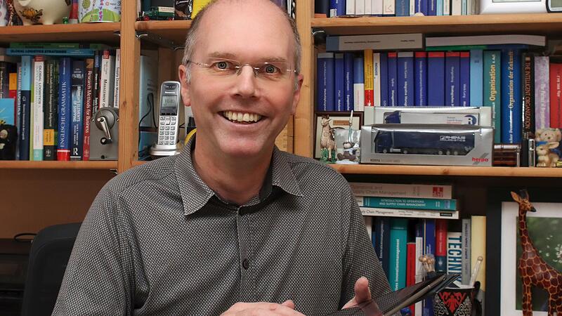 G&uuml;nter Prockl lebt in Forchheim und forscht an der Kopenhagen Business School. Er m&ouml;chte herausfinden, wie der l&auml;ndliche Raum nachhaltig verbessert werden kann.Forchheim & Fr&auml;nkische Schweiz