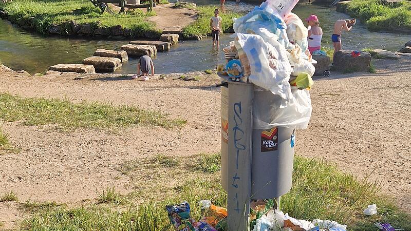 Müll Bamberg Unter anderem direkt am Erba-Wasserspielplatz sah es am Pfingstwochenende so aus.