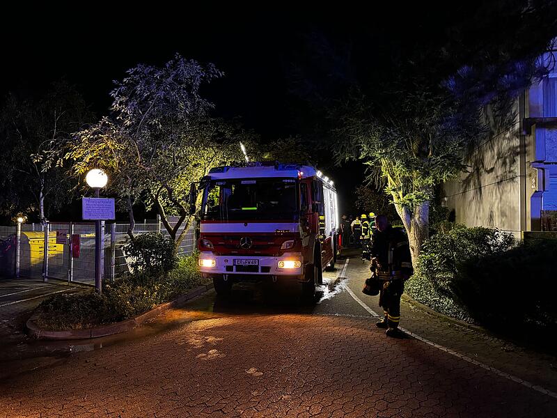 Glück im Unglück: Hochhausbrand in Erlangen endet glimpflichHochhausbrand in Erlangen