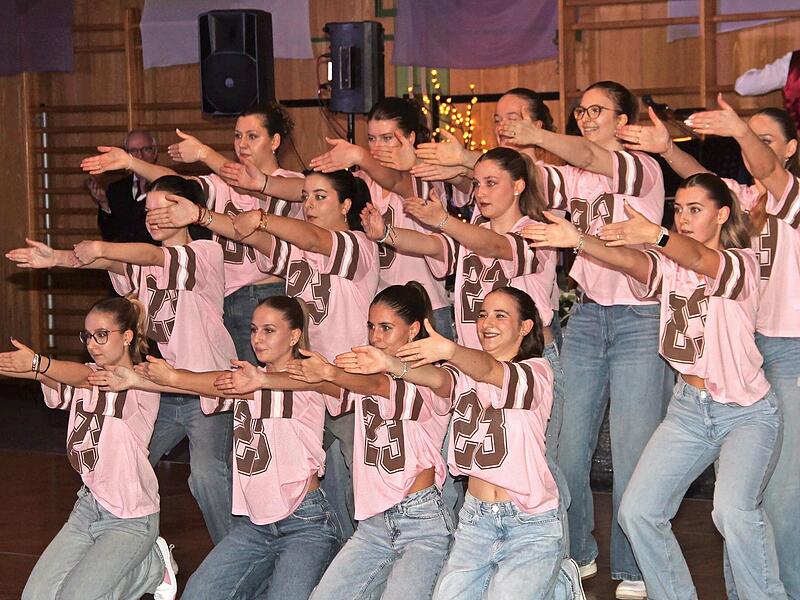 Der Hip-Hop bringt Leben in die Bude.