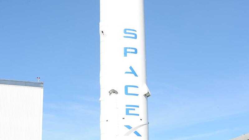 SpaceX SpaceX