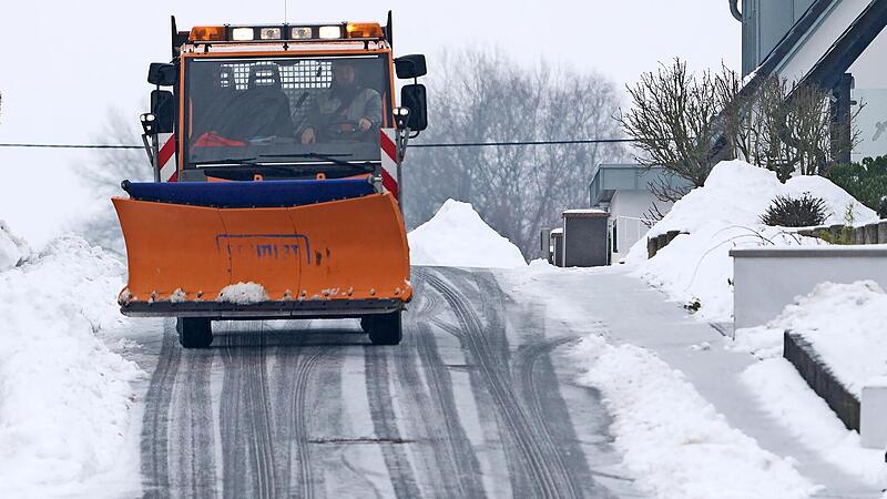 Eis und Schnee sind eine Herausforderung f&uuml;r den Winterdienst. Im Landkreis Kulmbach ist man darauf gut vorbereitet.