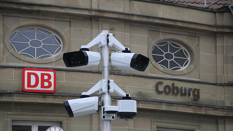 Video&uuml;berwachung in Coburg: Seit Ende November liefern f&uuml;nf Kameras an sieben Tagen in der Woche 24 Stunden lang Bilder vom Bereich rund um den Bahnhof.