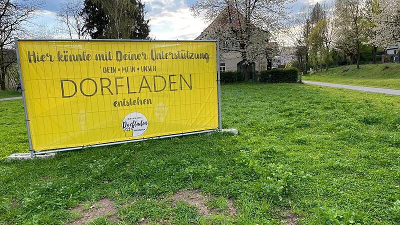 Wo heute noch grüne Wiese ist, könnte schon bald ein Dorfladen stehen.