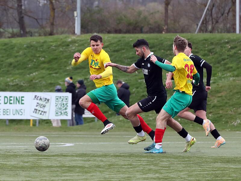 Noch f&uuml;nf in Gelb-gr&uuml;n: Max Pfister verl&auml;sst die DJK zum Saisonende.
