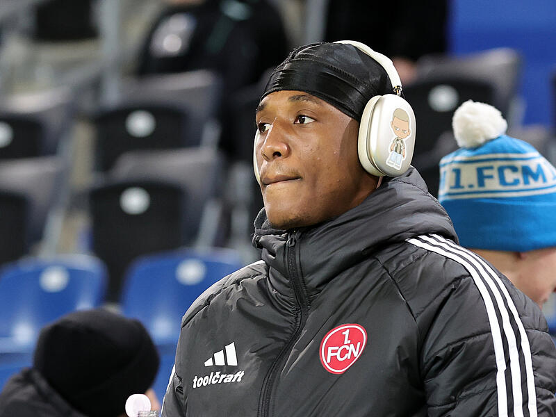 Sagte in Herzogenaurach Servus: Pape Demba Diop verlässt den 1. FC Nürnberg und kehrt zu Racing Straßburg zurück. Sagte in Herzogenaurach Servus: Pape Demba Diop verlässt den 1. FC Nürnberg und kehrt zu Racing Straßburg zurück.