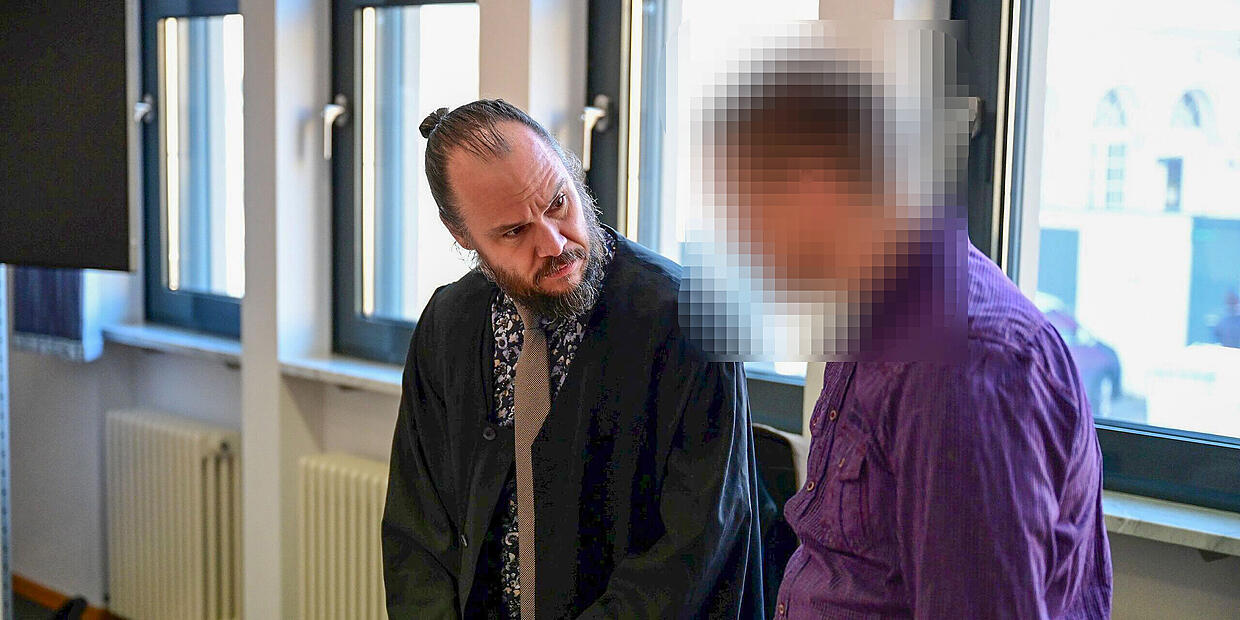 Er stiehlt getragene Klamotten von Frauen aus Sportumkleiden