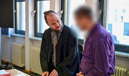 Rechtsanwalt Christian Barthelmes aus Bamberg und der Angeklagte