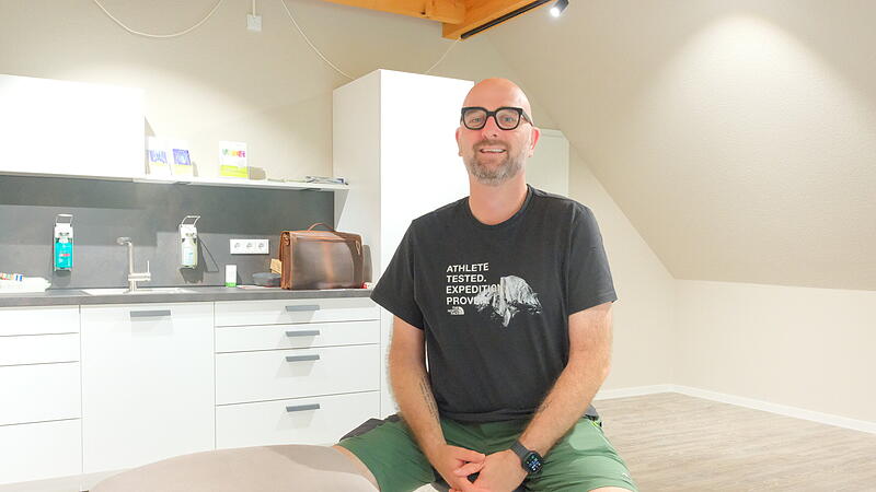 Markus F&uuml;ller ist gelernter Physiotherapeut. Seine Praxis in Schlimpfhof gibt es seit 20 Jahren.